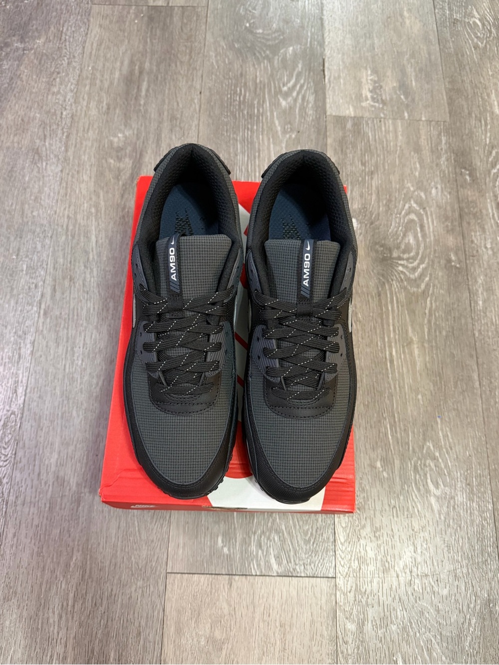 Nike Air Max 90 Black/Gray Low Top Lace-Up Men's Sneakers IQ0291-010 Size 11.5